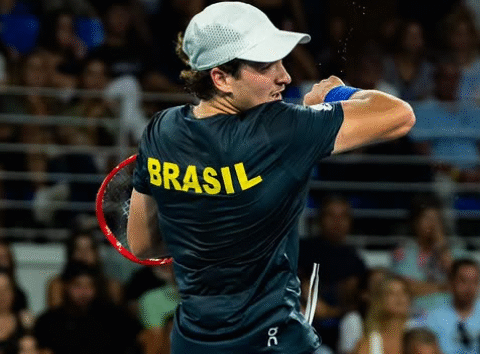 Imagem do post João Fonseca enfrenta Shapovalov nas quartas do ATP 500