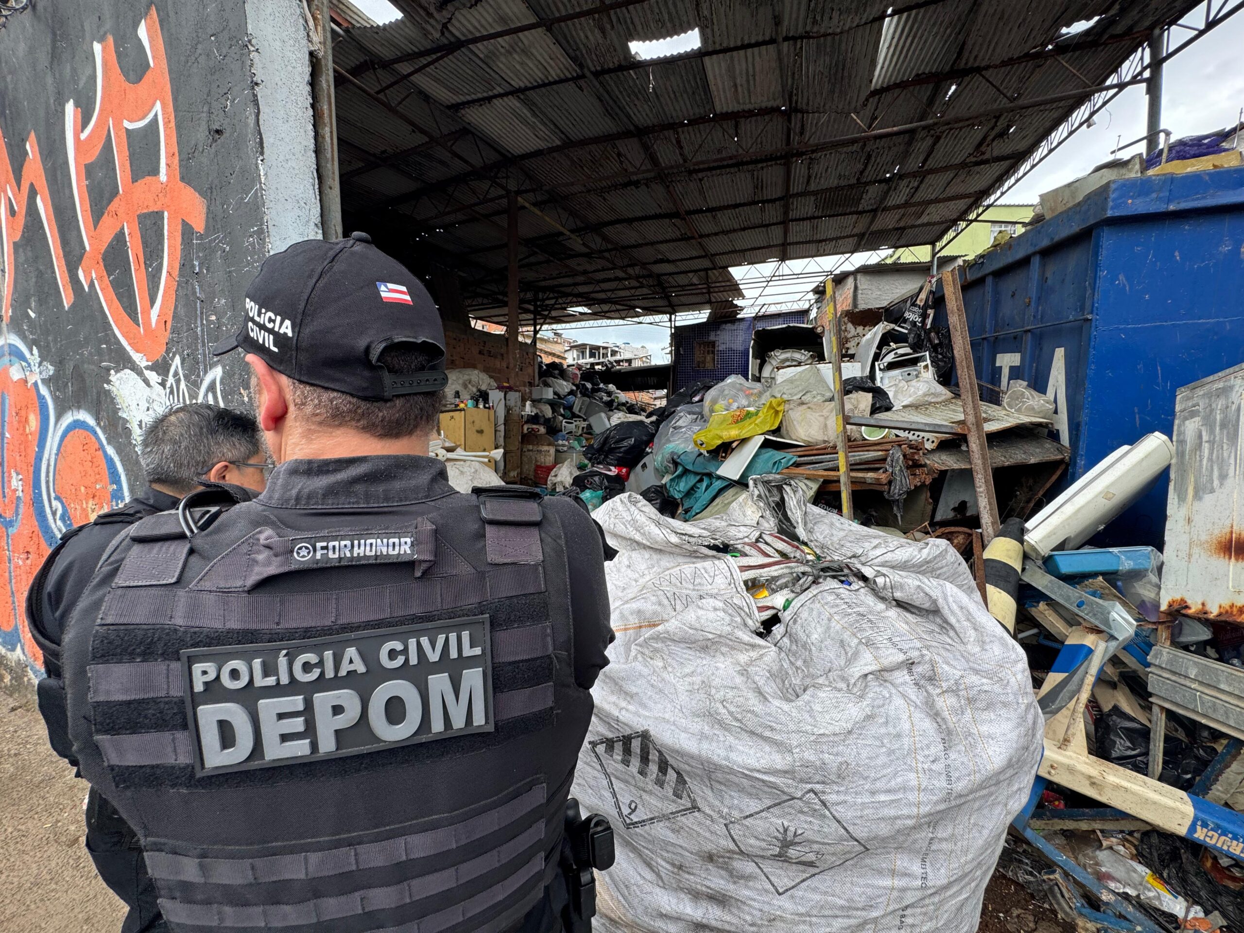 Operação Escudo Urbano fecha ferros-velhos irregulares
