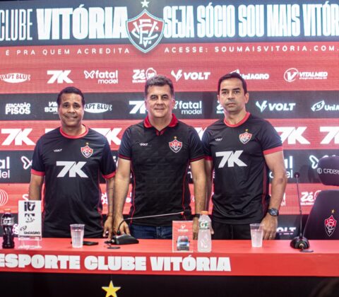 Imagem do post Rodrigo Chagas é efetivado no comando técnico do Vitória