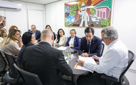 Imagem do post Saúde de Lauro de Freitas pode receber novidades após encontro com ministro em Brasília