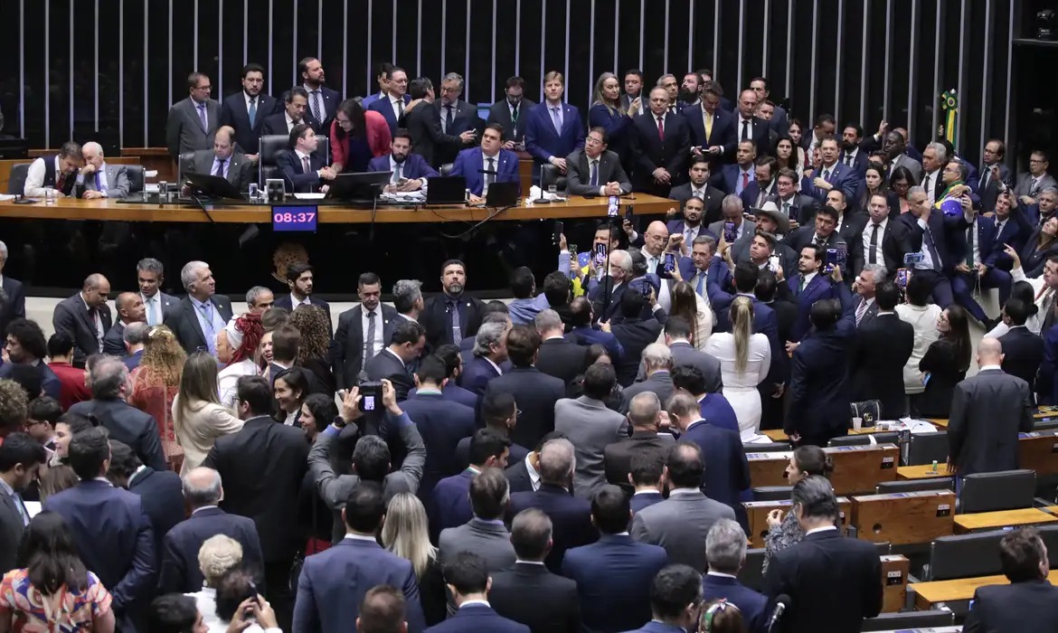Anistia: veja os votos da bancada baiana