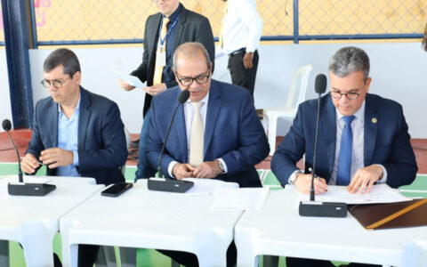 Imagem do post Câmara Itinerante leva sessão para escola em Itapuã e ouve demandas da comunidade