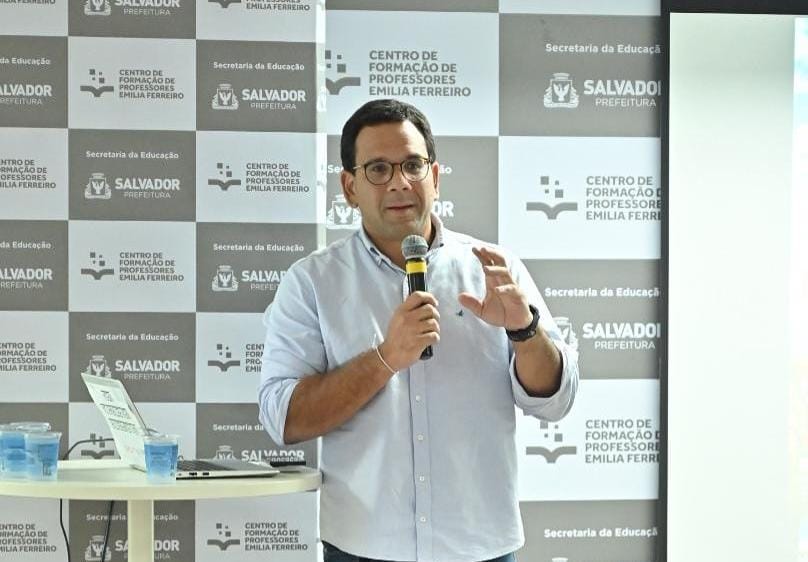 Thiago Dantas cobra da APLB cumprimento de acordo sobre projeto de reajuste dos professores