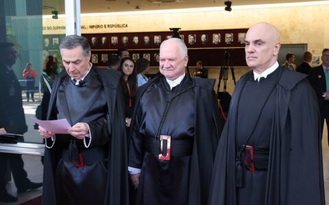 Imagem do post Jerônimo Rodrigues prestigia posse de Fachin no STF