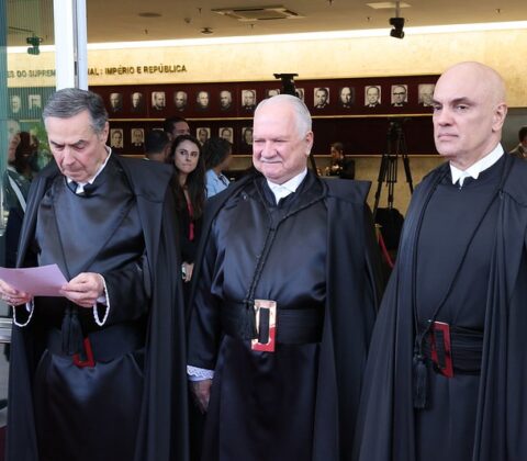 Imagem do post Jerônimo Rodrigues prestigia posse de Fachin no STF