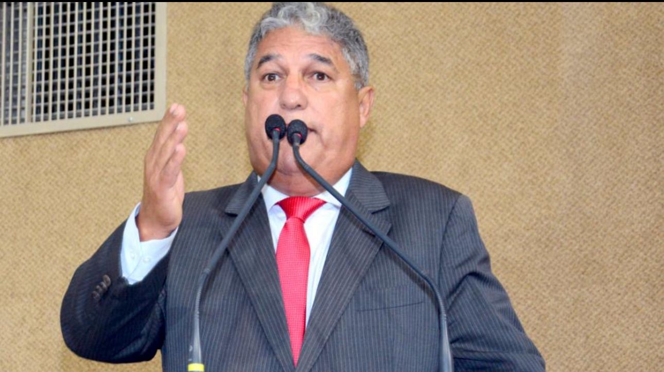 Governo do Estado sustenta saúde em Salvador enquanto ACM Neto encena fórum, diz Rosemberg