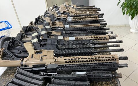 Imagem do post Caseiro é preso com arsenal em Vila de Abrantes