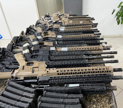 Imagem do post Caseiro é preso com arsenal em Vila de Abrantes