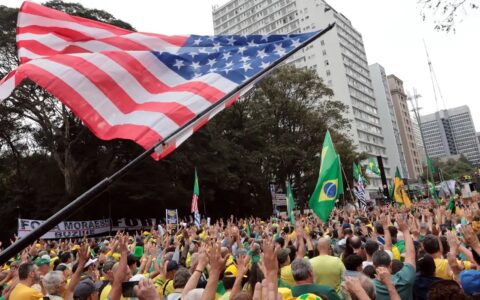 Imagem do post Rui Costa critica uso de bandeira estrangeira em ato do 7 de Setembro