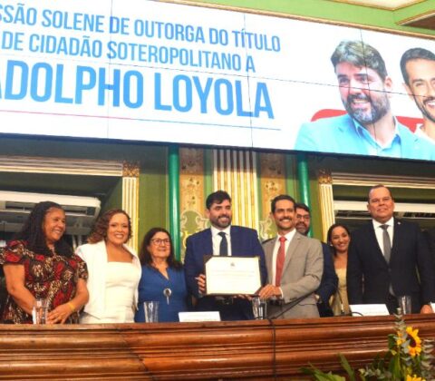 Imagem do post Ivana Bastos elogia Adolpho Loyola em sessão que concedeu título de Cidadão Soteropolitano