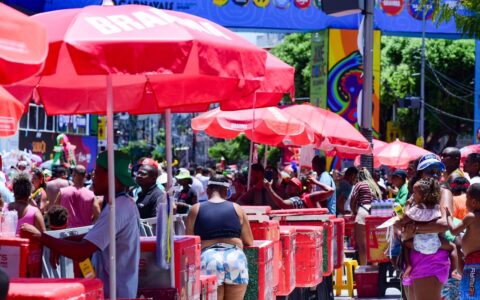 Imagem do post Saiba quando começa o cadastramento de ambulantes para trabalhar nas festas populares de Salvador