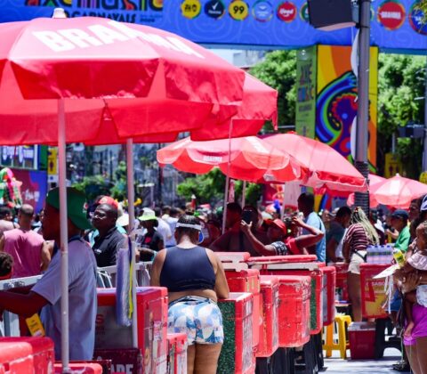 Imagem do post Saiba quando começa o cadastramento de ambulantes para trabalhar nas festas populares de Salvador