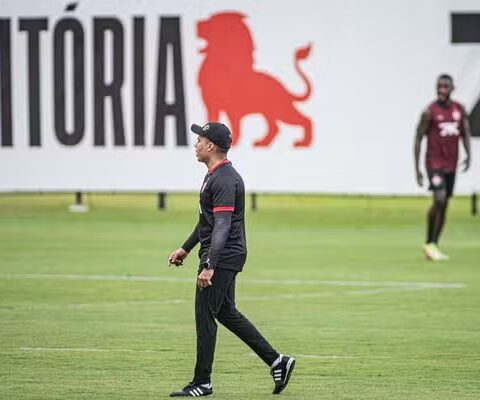 Imagem do post “Já vivi momento mais difícil”, diz Jair Ventura em sua apresentação no Vitória