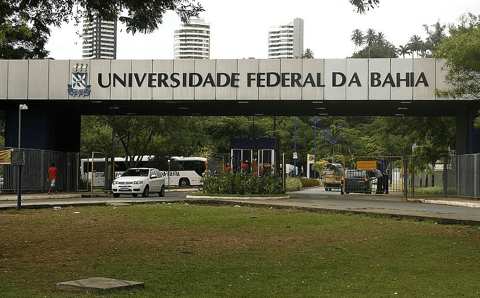 Universidade Federal da Bahia abre seleção para professores; confira detalhes