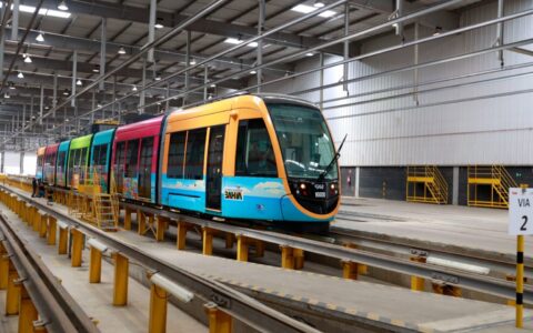 Imagem do post R$ 600 milhões: Jerônimo assina empréstimo para obras do VLT