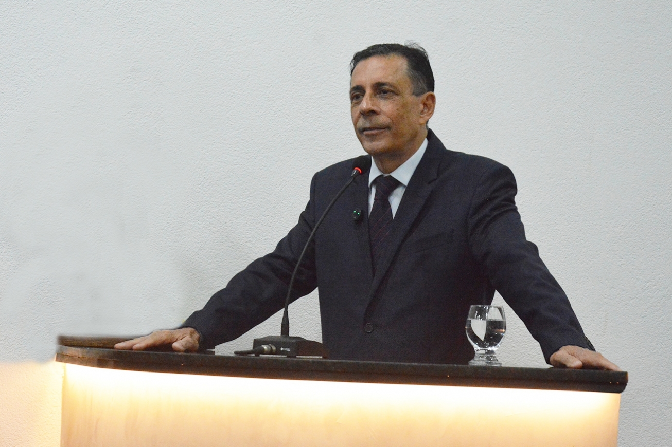 Sérgio Carneiro deixa secretaria em Feira após polêmica