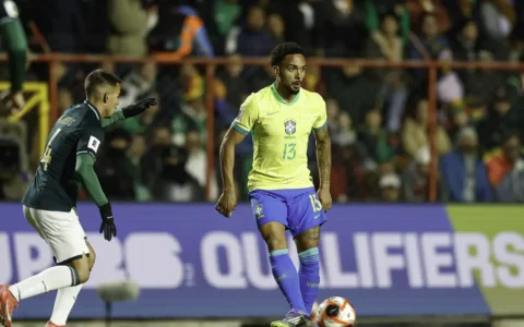 Imagem do post Lateral Vitinho é convocado para defender a seleção brasileira