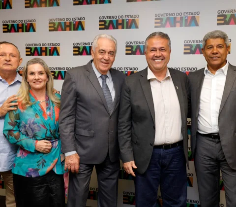 Imagem do post Jerônimo lamenta ausência de Angelo Coronel em encontro com bancada do PSD na Alba