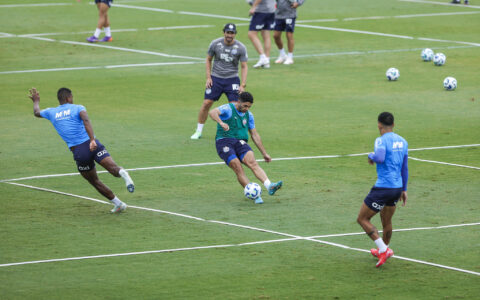 Imagem do post Juba treina normalmente e Bahia finaliza preparação para enfrentar o Internacional