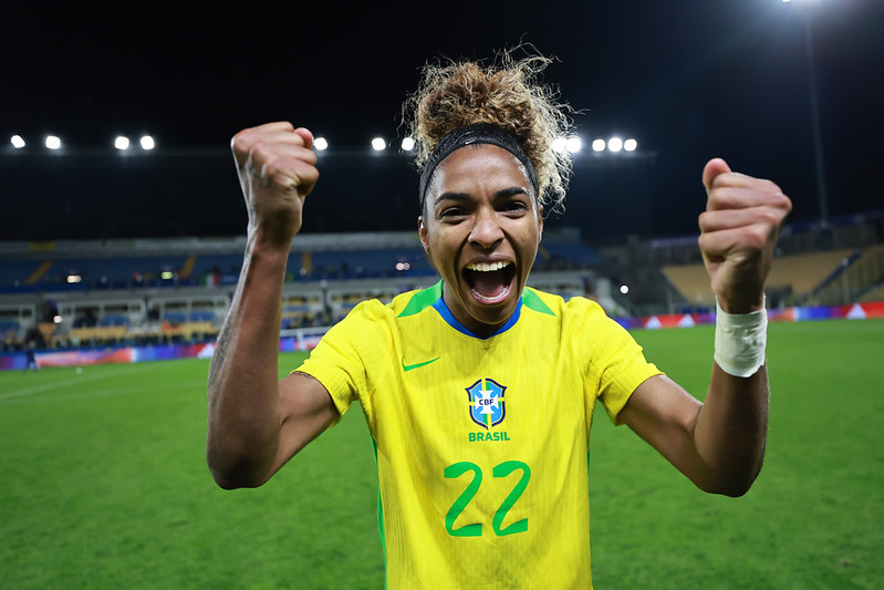 Brasil vence a Itália e mantém tabu histórico com gol de Luany