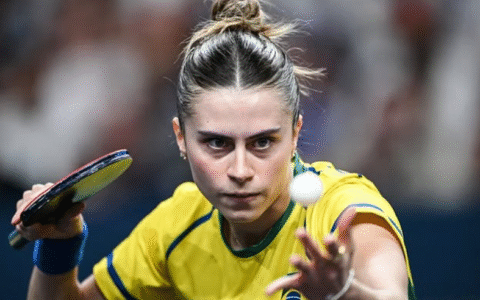 Imagem do post Bruna Takahashi quase derruba top 5 no WTT Champions 2025