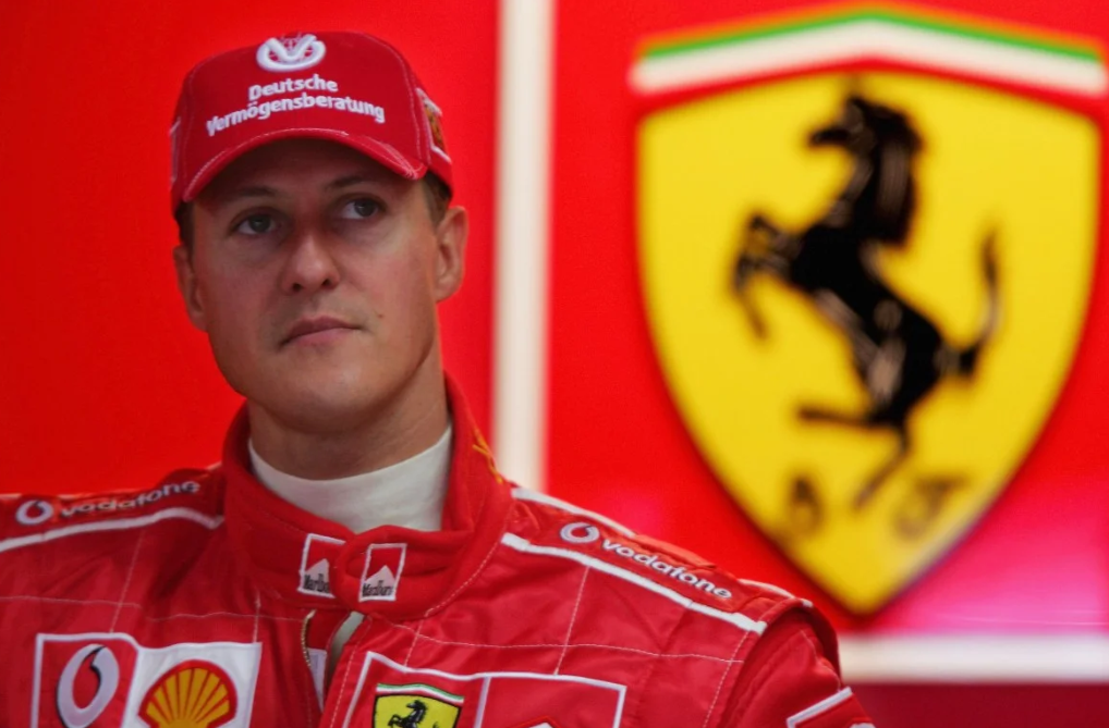 Michael Schumacher dá novo sinal de vida após 12 anos, diz jornal