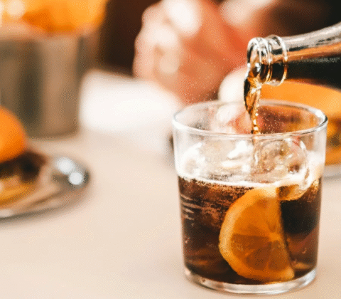 Imagem do post Bebidas diet aumentam risco de doença hepática, revela estudo