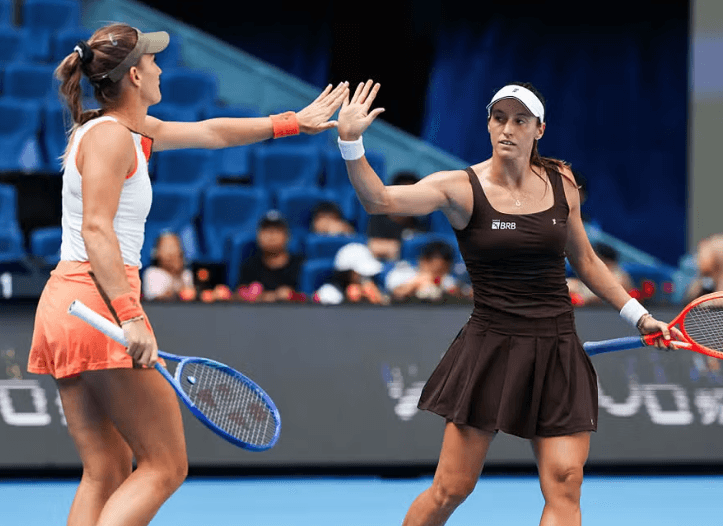 Luisa Stefani vai à final do WTA 500 e garante vaga no WTA Finals