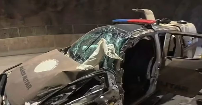 Três policiais ficam feridos após acidente com viatura