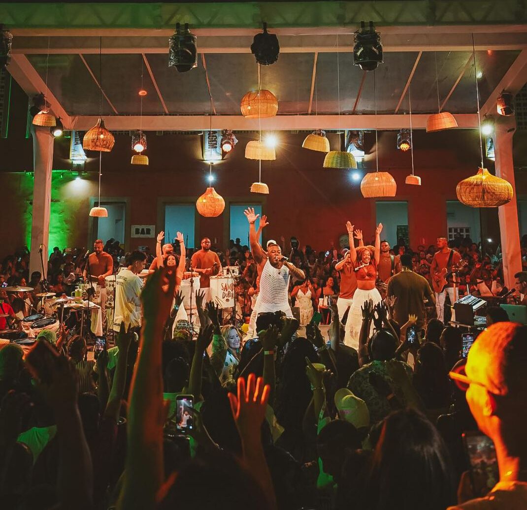 Sambadurras explode com show de Escandurras e convidados