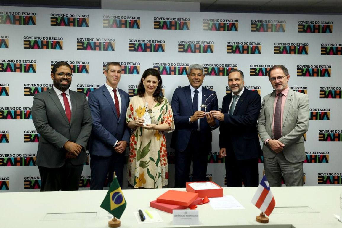 Bahia reforça segurança com novas viaturas, câmeras corporais e escolas em tempo integral