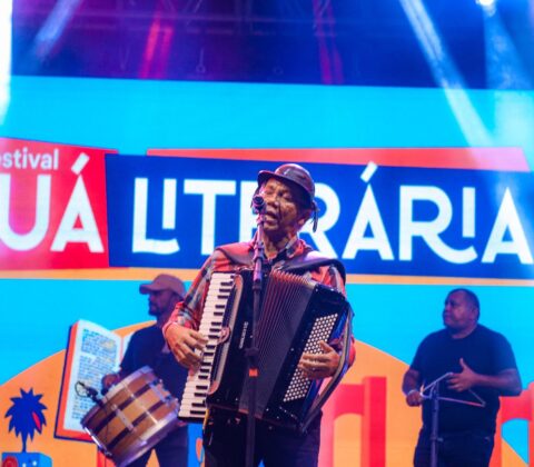Imagem do post Letícia Sabatella, Targino Gondim e Jackson Costa movimentam Juazeiro no segundo dia do Juá Literária