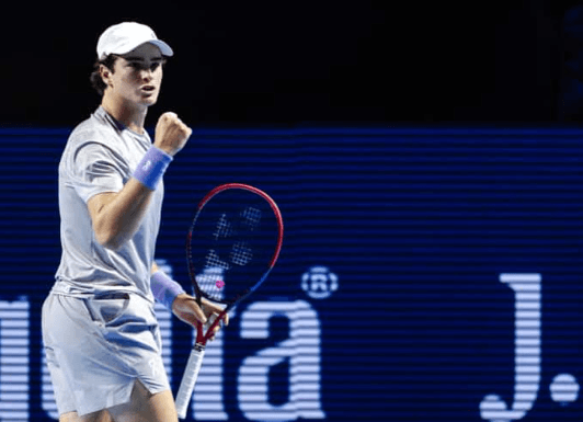 João Fonseca faz história e conquista seu maior título no ATP 500 da Basileia