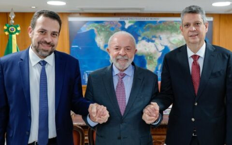 Imagem do post Lula anuncia Boulos como novo ministro; confira