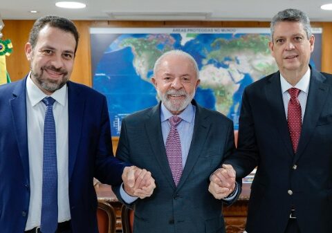 Imagem do post Lula anuncia Boulos como novo ministro; confira