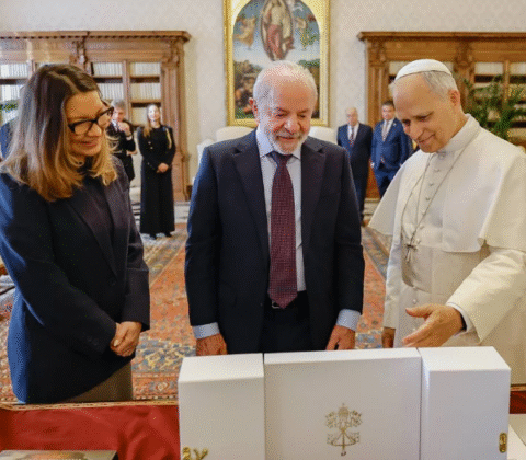 Imagem do post Lula se encontra com o Papa e revela convite para a COP30