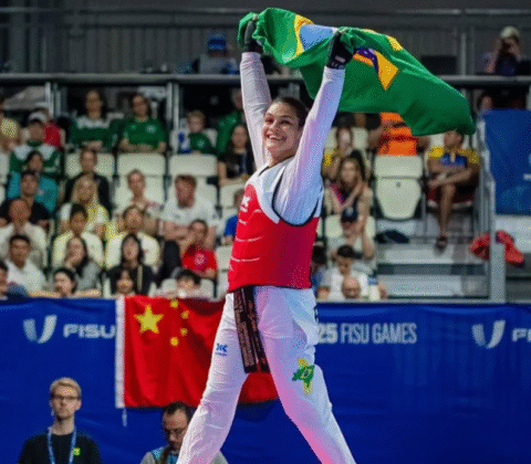 Imagem do post Brasileira faz história e vence campeã olímpica no Taekwondo