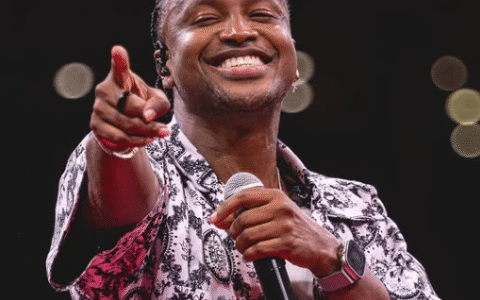 Imagem do post Thiaguinho é confirmado para cantar o Hino Nacional no GP de São Paulo 2025