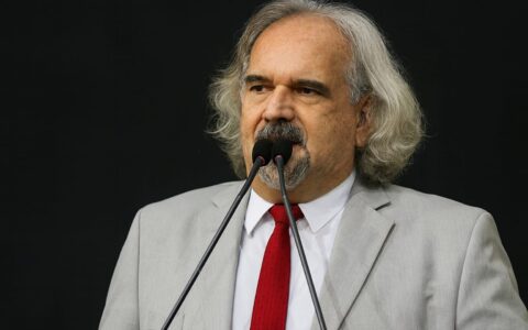 Imagem do post “Turma de ACM Neto protege Bets e ricos na Câmara”, critica deputado Marcelino Gallo