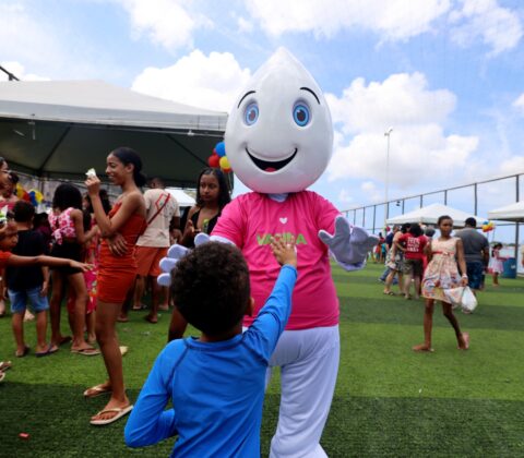 Imagem do post Circo Picolino leva magia e sorrisos ao Subúrbio de Salvador em ação da CTB pelo Dia das Crianças