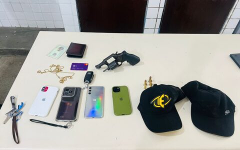 Imagem do post Suspeitos de roubo de carro são presos pela PM em Candeias