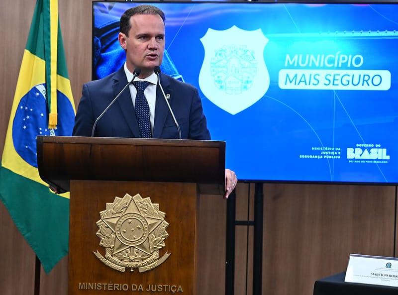 Júlio destaca importância do Programa Município Mais Seguro: “Temática muito cara para nós”