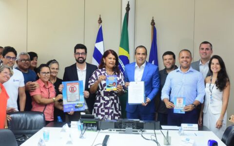 Imagem do post Prefeitura atualiza regulamento do transporte escolar para ampliar eficiência do serviço em Salvador