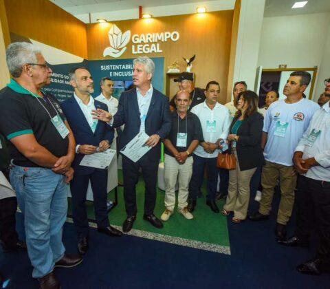 Imagem do post Garimpo Legal: CBPM e Setre entregam certificados a garimpeiros na EXPOSIBRAM 2025