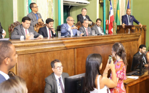 Imagem do post Câmara de Salvador aprova plano de carreira dos professores e empréstimo para nova frota de transporte