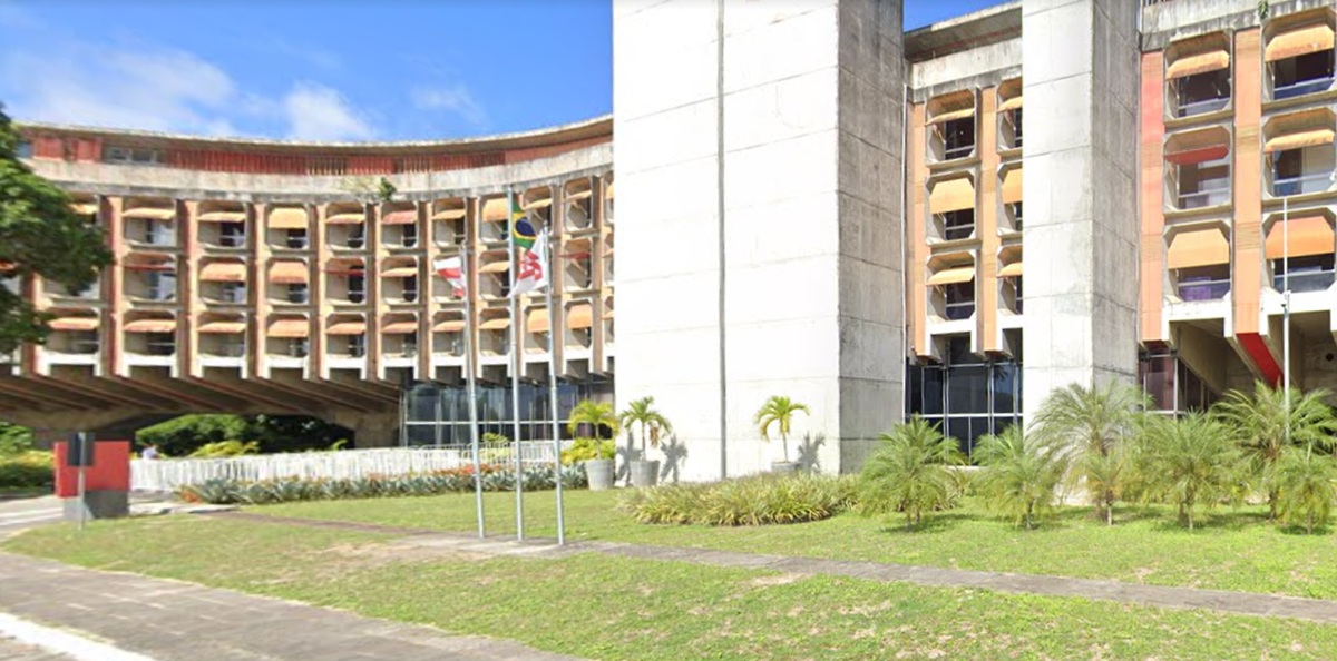 Governo da Bahia abre novos concursos com 890 vagas: veja quem pode se inscrever!