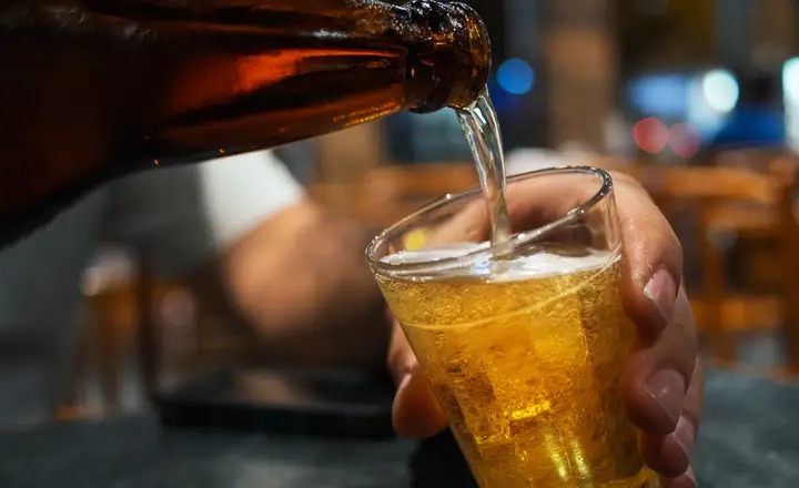 Sextou? Adulteração por metanol é mais difícil em cervejas, diz ministro
