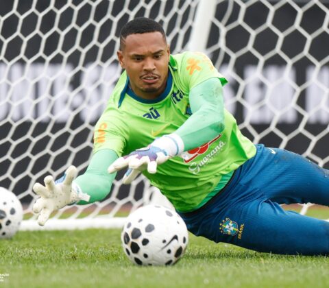 Imagem do post John celebra primeira convocação para a Seleção e admite: “A ficha está caindo aos poucos”