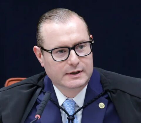 Imagem do post Golpe: Zanin vota e soma 2 votos para condenar núcleo de desinformação