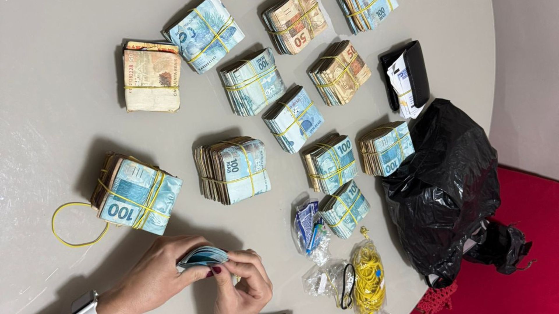 Vereador de Ubaitaba é preso com R$ 130 mil em operação